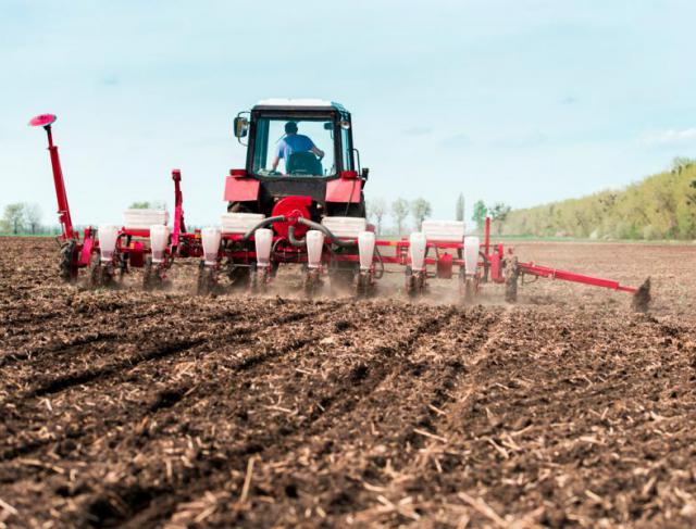 Plantadeira ou semeadeira: conheça detalhes sobre as máquinas